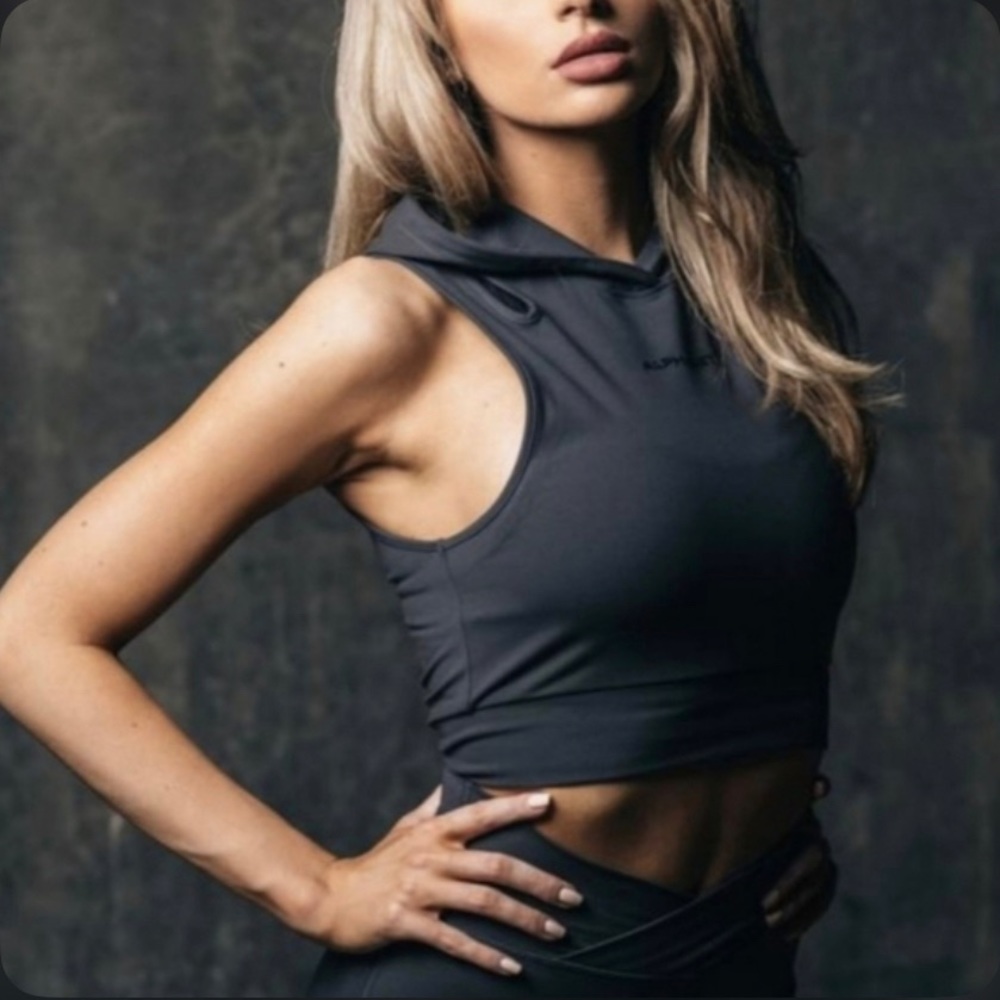 Alphalete - Surface Cropped Top - Sz M